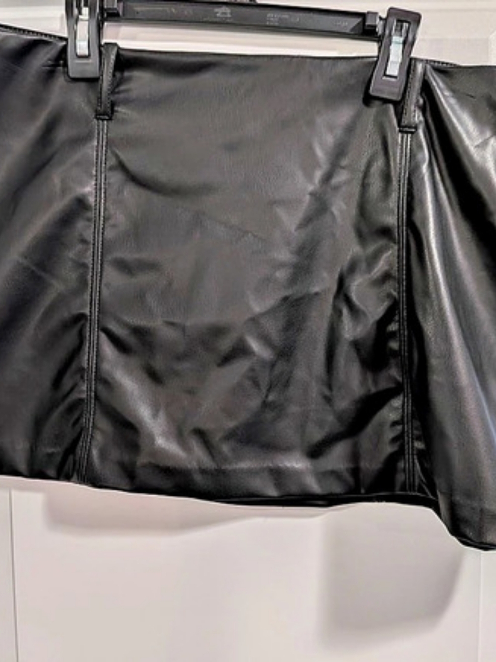 H&M Faux Leather Mini Skirt Size 10 Like New